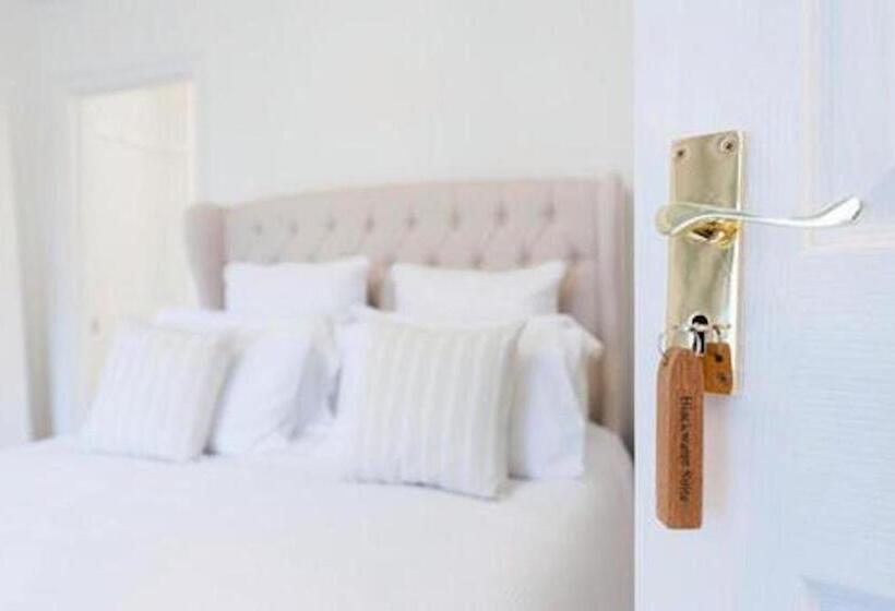 بنسيون The Blackwater Suite