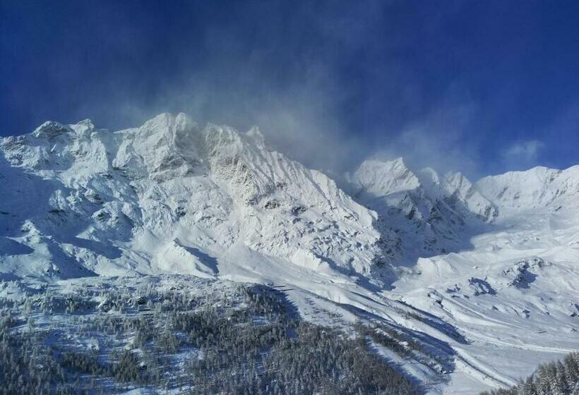 مبيت وإفطار Baita Layet
