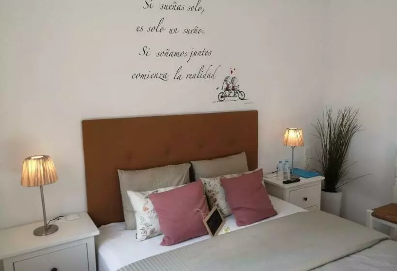 Aamiaismajoitus (B&B) Casa Jetizo