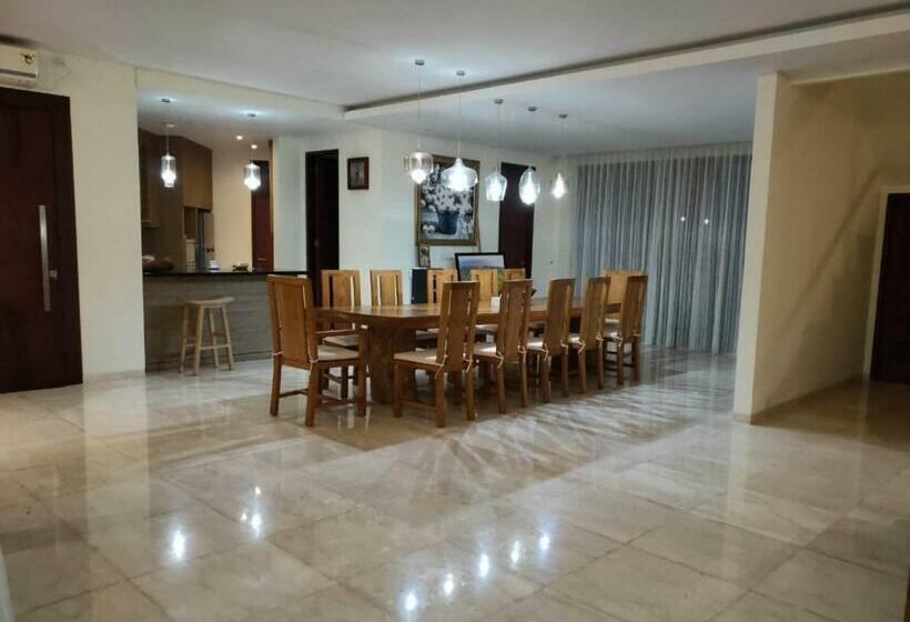 ペンション Ocean View Villa Uluwatu