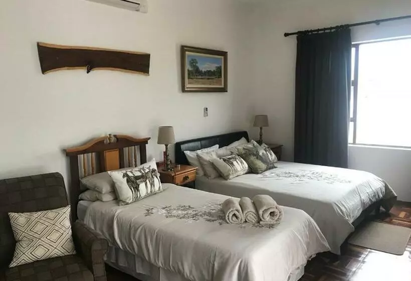 Majatalo Towerzicht Guest House