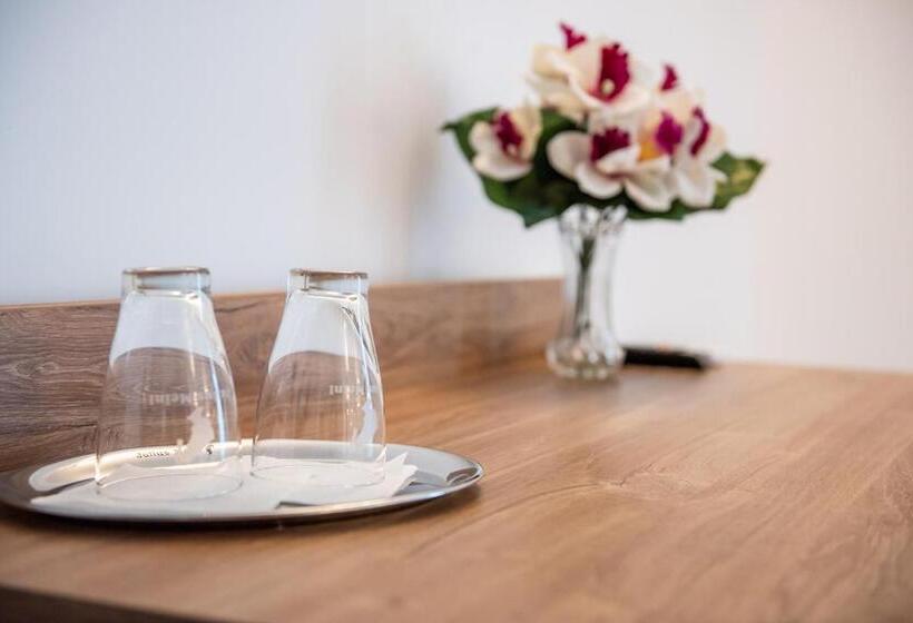 Pensiunea Carul Cu Flori