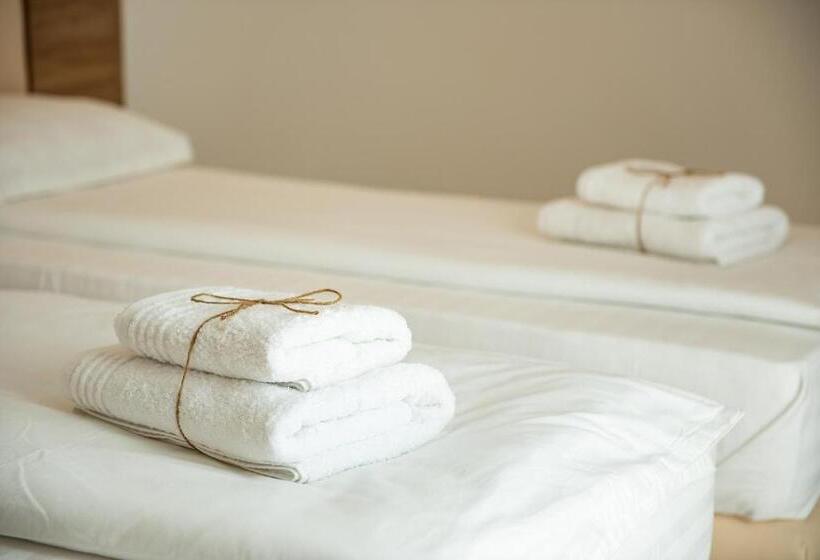 Pensiunea Carul Cu Flori