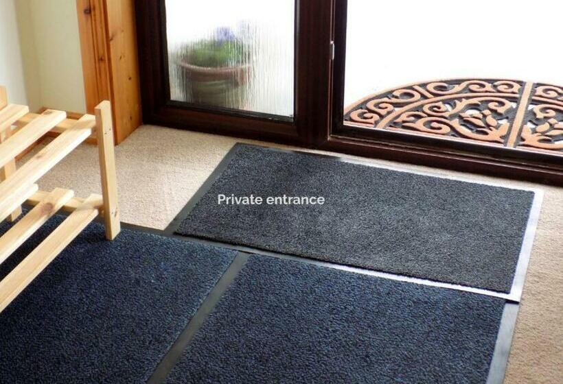 Bed and Breakfast Bosta 12 Knock