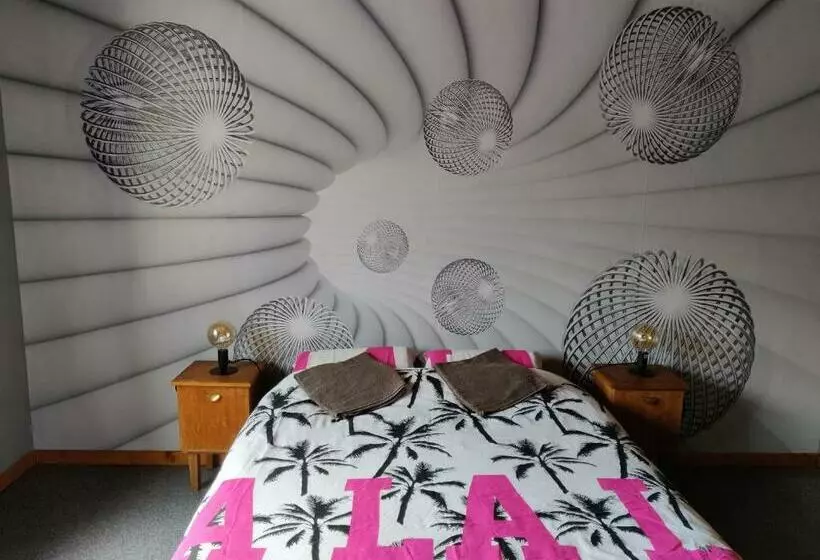 ベッドアンドブレックファースト Chez Yoyo