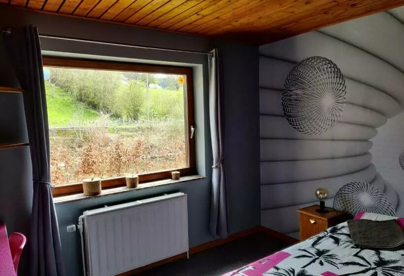 ベッドアンドブレックファースト Chez Yoyo