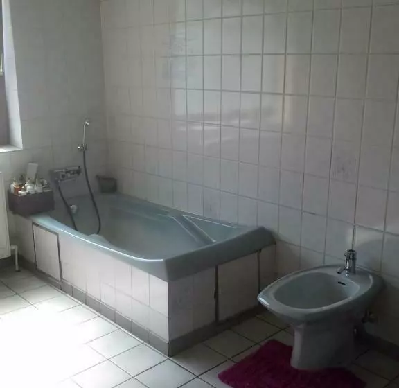 ベッドアンドブレックファースト Chez Yoyo