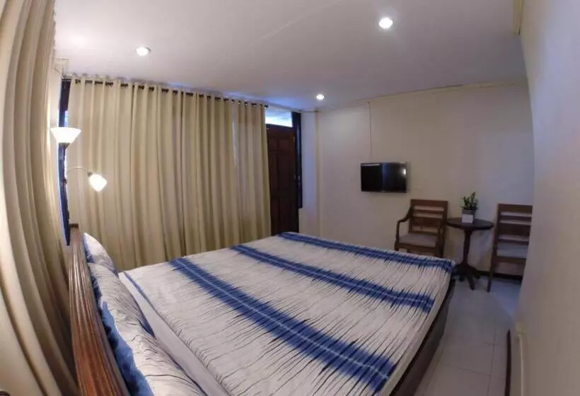 ベッドアンドブレックファースト Coron Residencia De Rosario