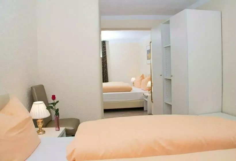 Hotelli Albergo Mamma Rosa