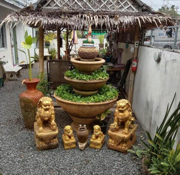 בית מלון כפרי Travellers Rest