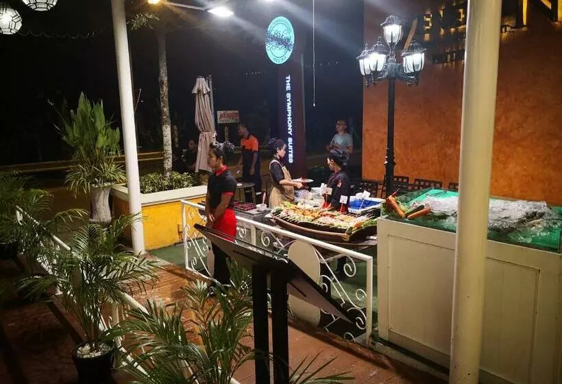 Venetian Poseidon Pool