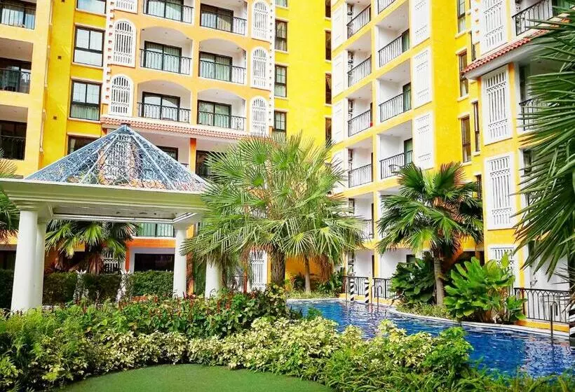 Venetian Poseidon Pool