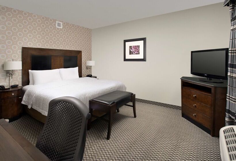 Hampton Inn & Suites Athens I 65