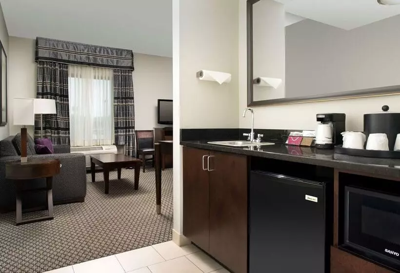 Hampton Inn & Suites Athens I 65