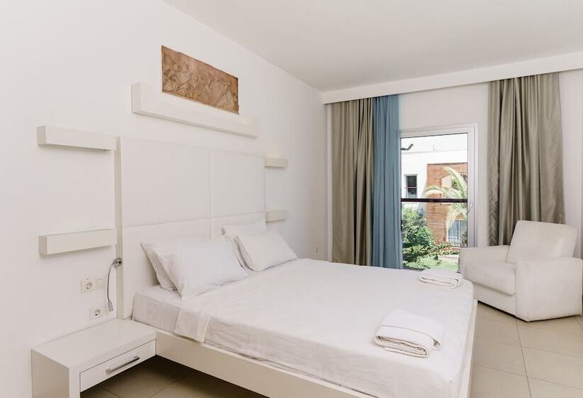 בית מלון כפרי Costa Luvi