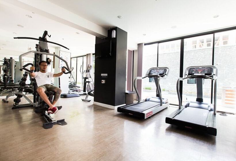 בית מלון כפרי Deevana Plaza Krabi Aonang