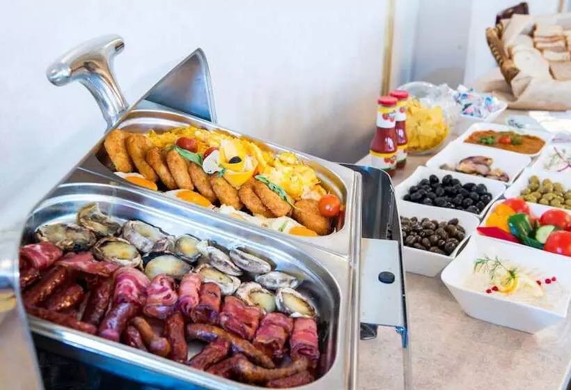 فندق Del Mar & Conference Center