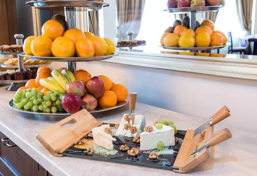 فندق Del Mar & Conference Center