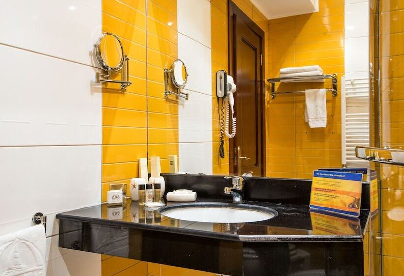 فندق Del Mar & Conference Center