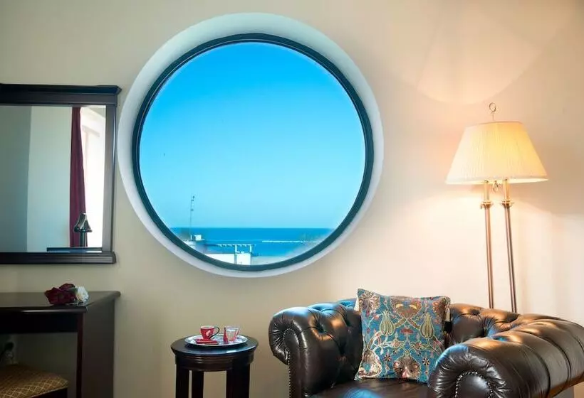 בית מלון כפרי Del Mar & Conference Center