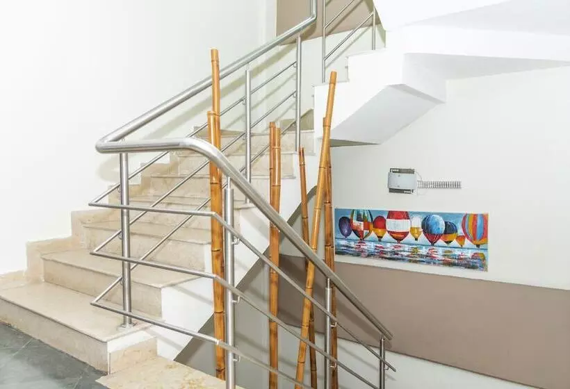 호텔 Gran Via   Centro