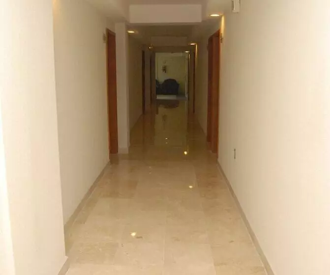 호텔 Gran Via   Centro