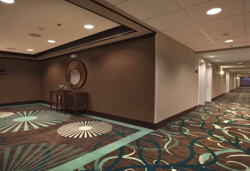 호텔 Hampton Inn New Albany