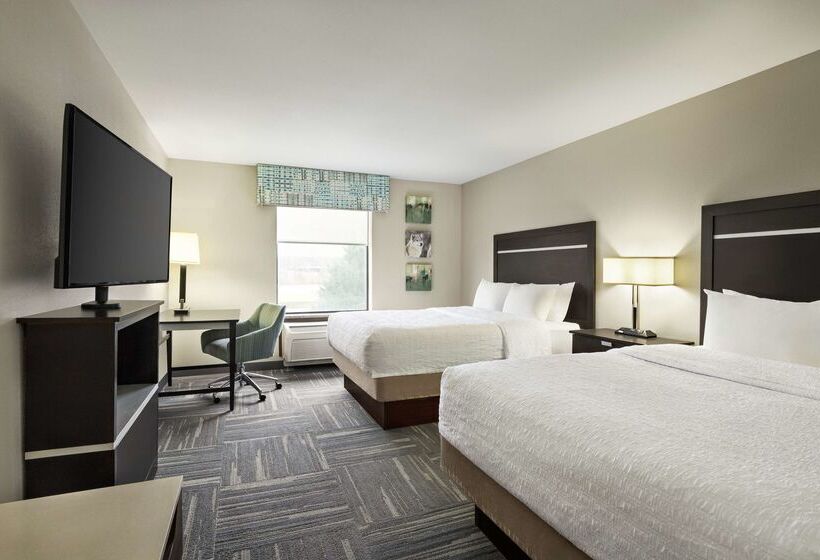 호텔 Hampton Inn New Albany