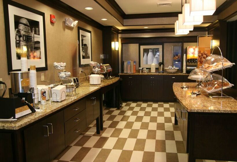 호텔 Hampton Inn New Albany