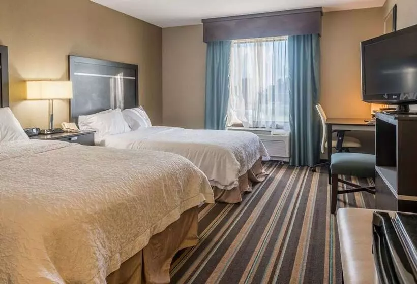 ホテル Hampton Inn New Albany