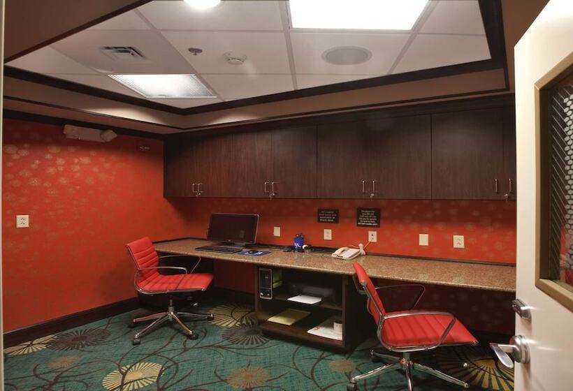 호텔 Hampton Inn New Albany