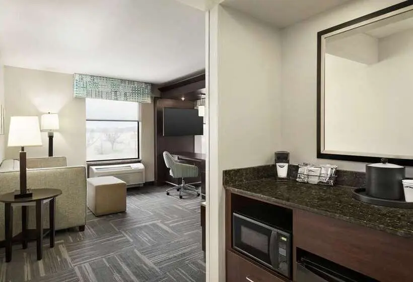 ホテル Hampton Inn New Albany