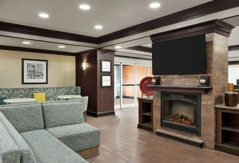 ホテル Hampton Inn New Albany