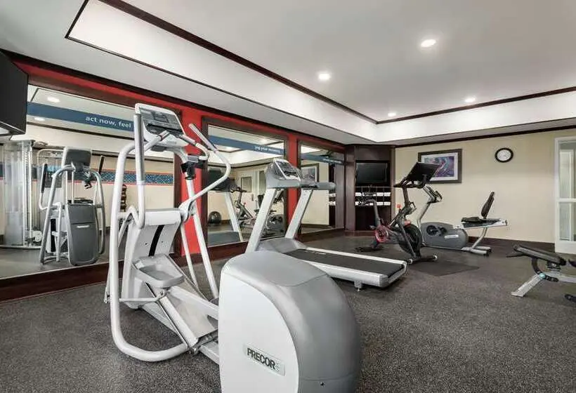 ホテル Hampton Inn New Albany