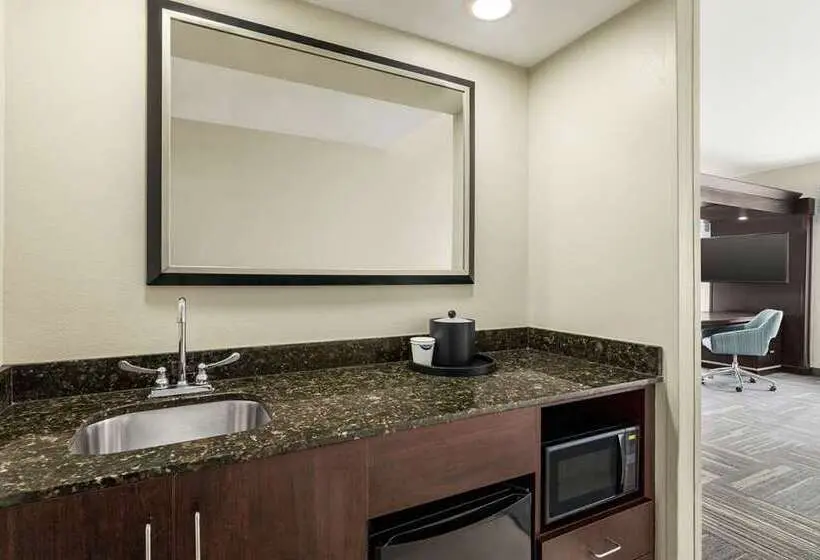 ホテル Hampton Inn New Albany