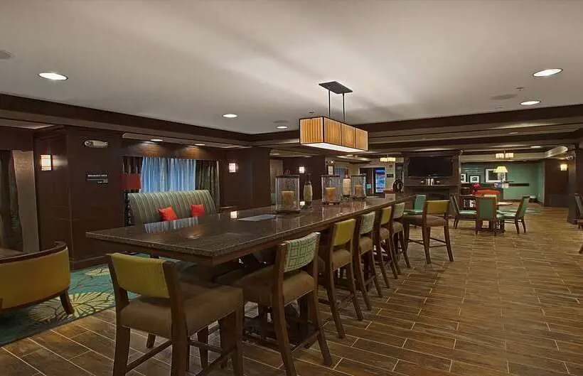 ホテル Hampton Inn New Albany
