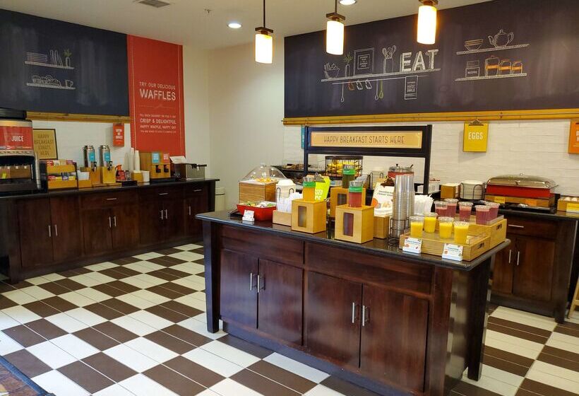 فندق Hampton Inn Stow