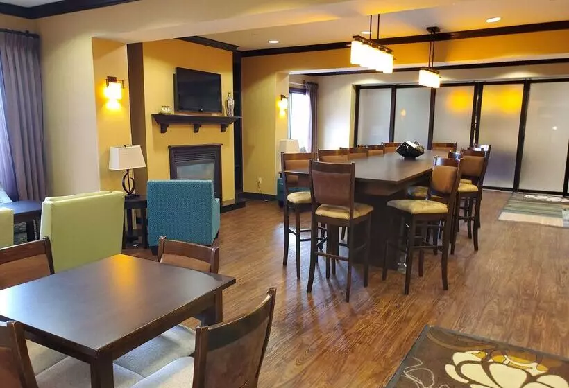 호텔 Hampton Inn Stow