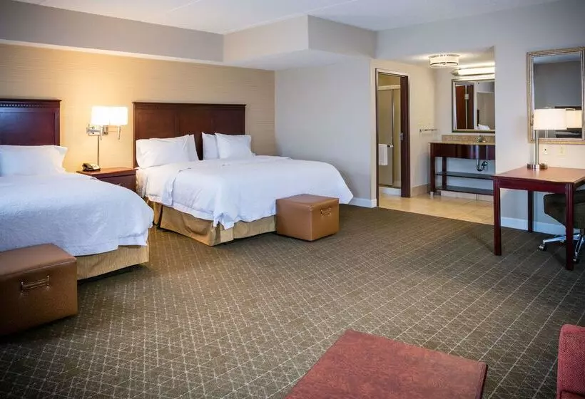 호텔 Hampton Inn & Suites Toledoperrysburg