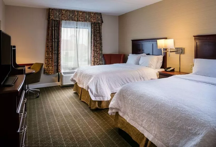 호텔 Hampton Inn & Suites Toledoperrysburg
