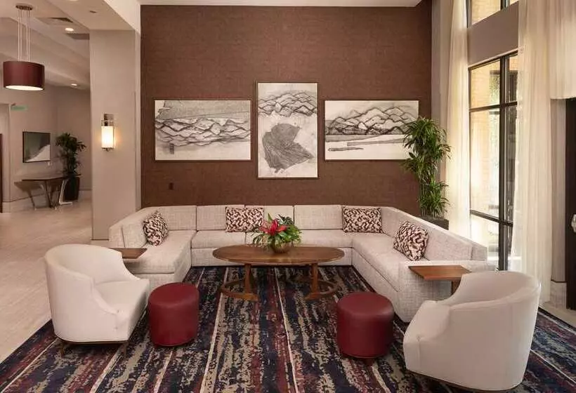 Отель Hilton Asheville Biltmore Park