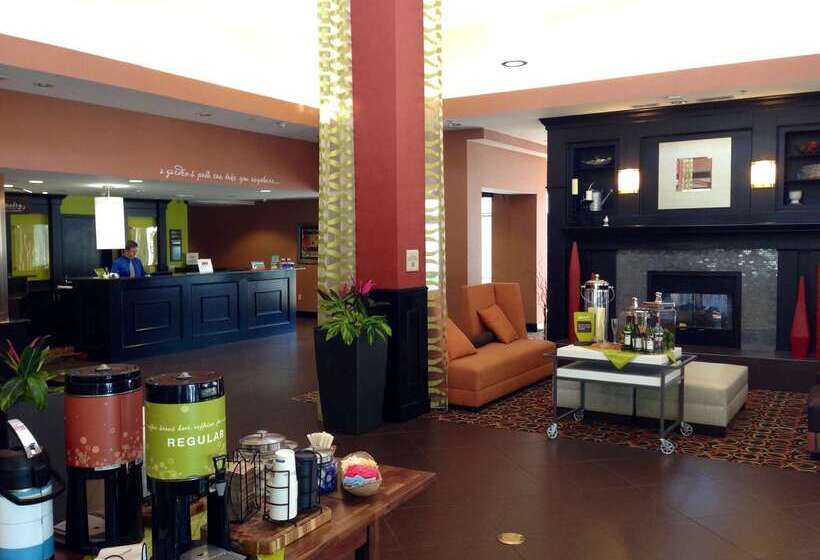 בית מלון כפרי Hilton Garden Inn Birmingham/trussville