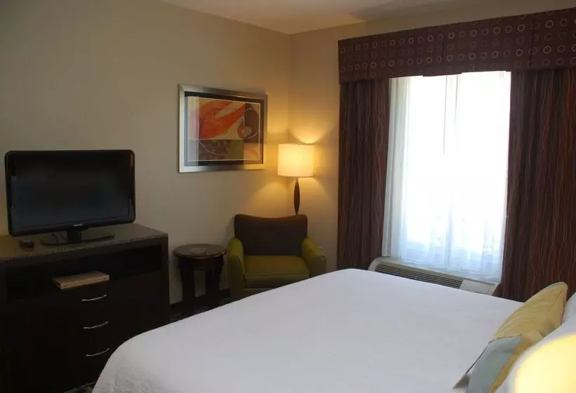 هتل Hilton Garden Inn Birmingham/trussville