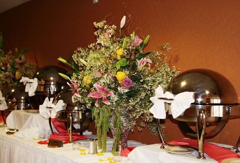 בית מלון כפרי Hilton Garden Inn Birmingham/trussville