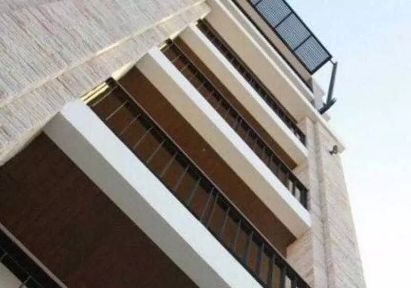 호텔 Hiran Residence