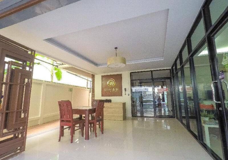酒店 Hiran Residence