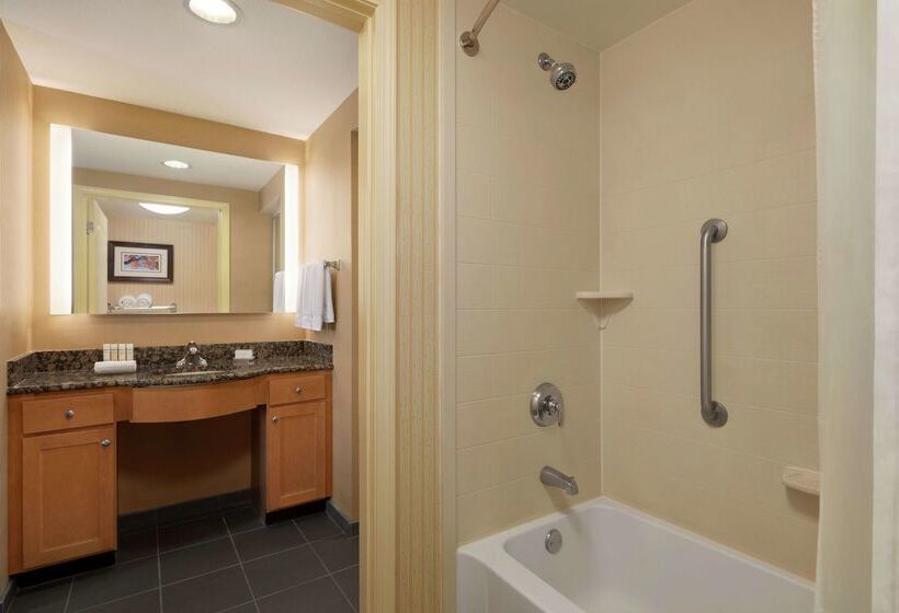 בית מלון כפרי Homewood Suites By Hilton Allentown West/fogelsville, Pa