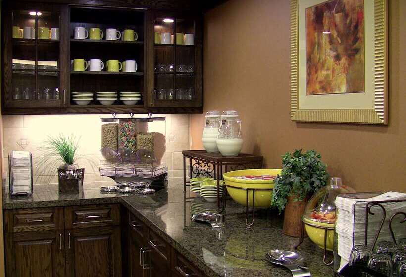 Hotel Homewood Suites By Hilton Rochester   Victor