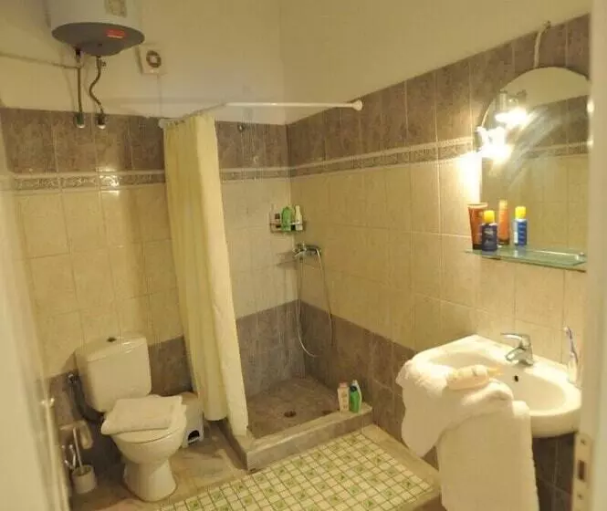 Отель Saint Spiridon