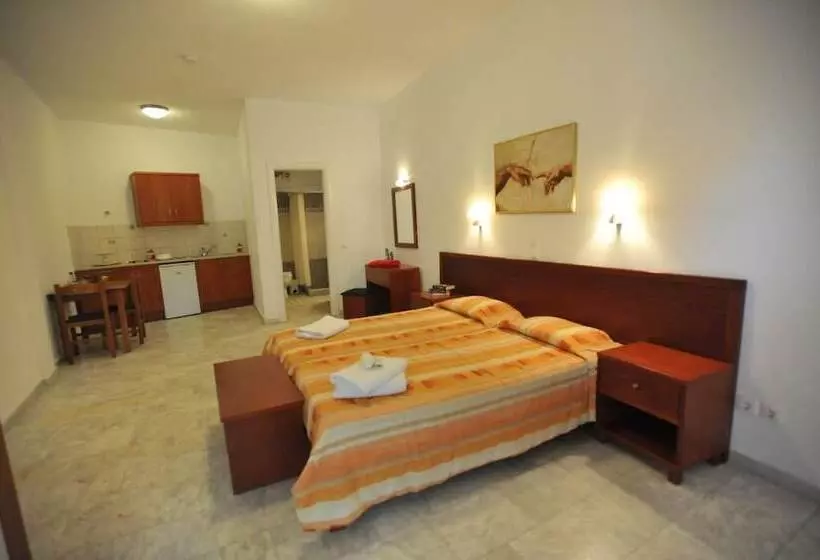 Отель Saint Spiridon